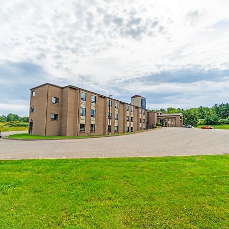 Slumber Inn New Minas Екстериор снимка