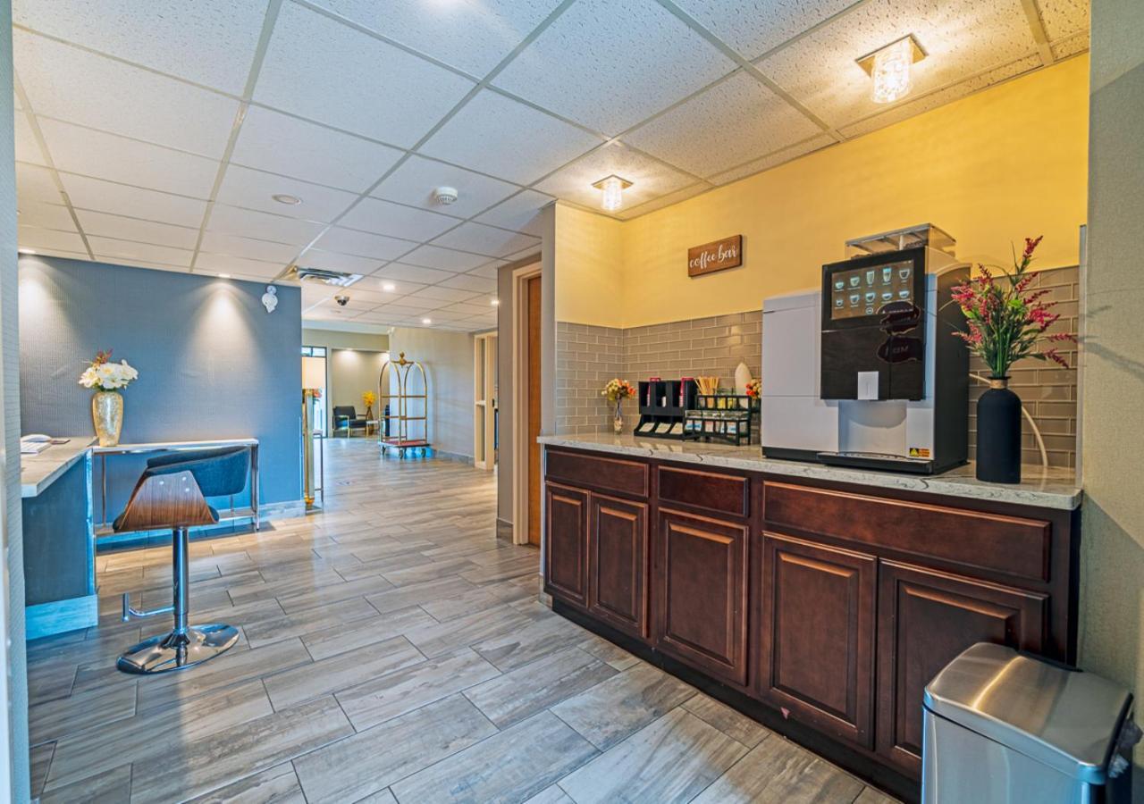 Slumber Inn New Minas Екстериор снимка